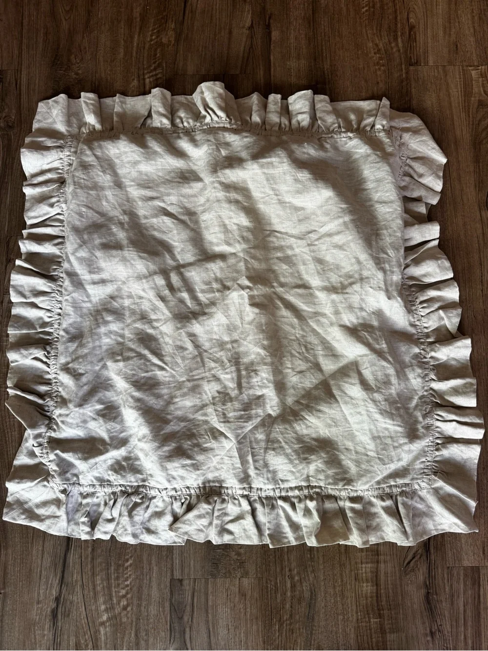 Pottery barn linen pillow sham 26x26 cream color ruffles